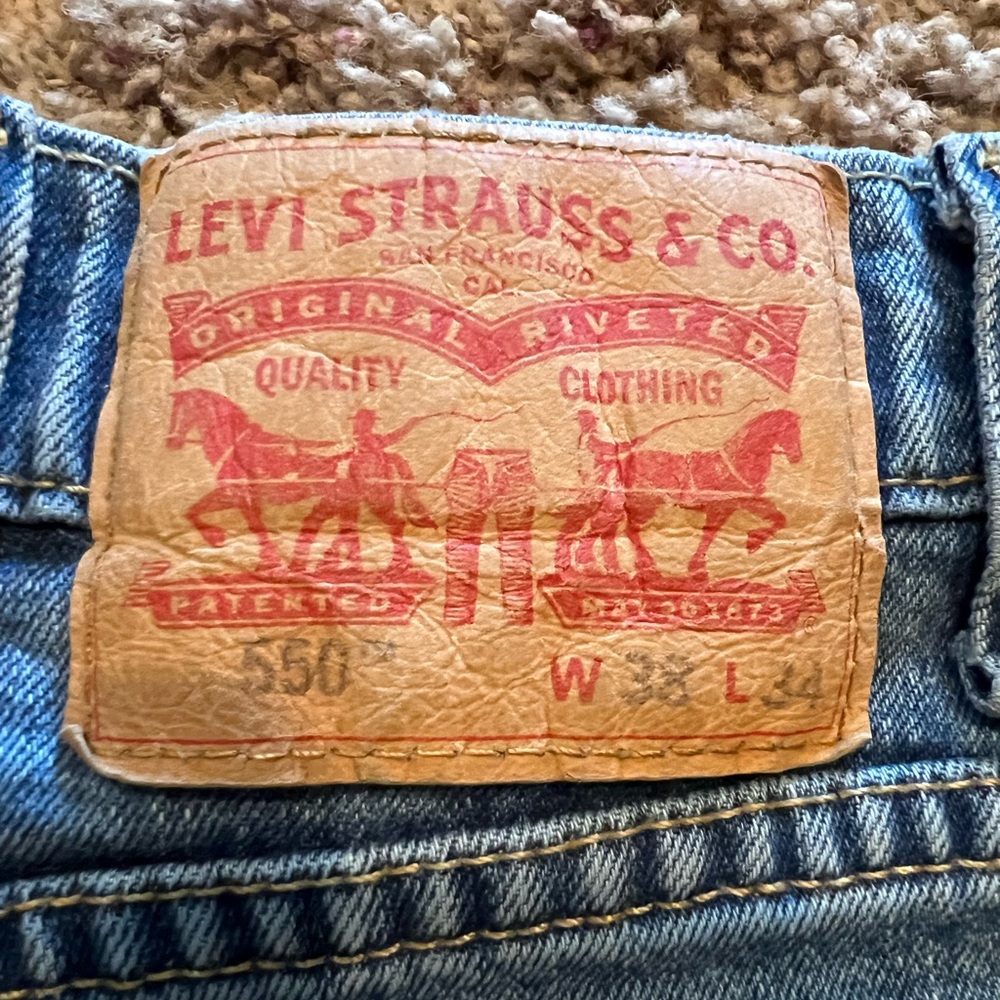 550 Levi's Relaxed Fit Denim Jeans 38X34